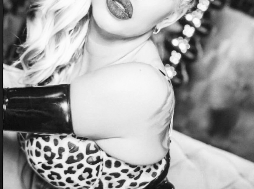 Baroness Kate – neue Bilder online!